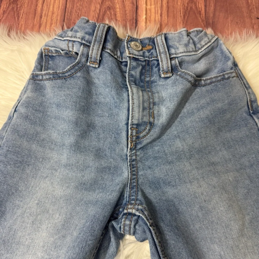Old Navy High-Rise Slouchy Straight Light Wash Jeans - Girls Size 6